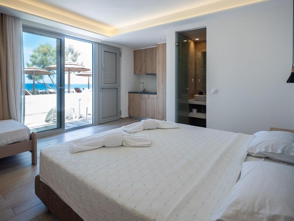 Cavos Bay Hotel & Studios أرمينيستيس المظهر الخارجي الصورة