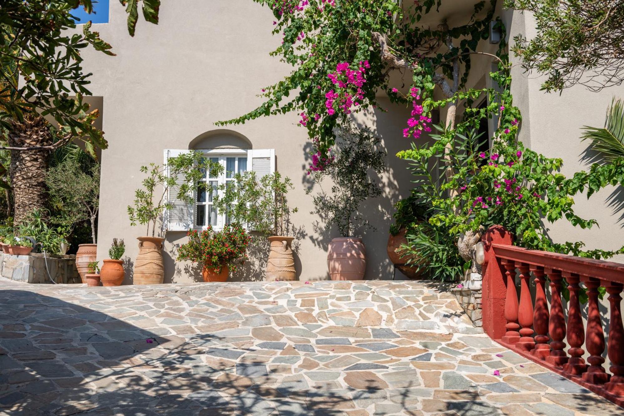 Cavos Bay Hotel & Studios أرمينيستيس المظهر الخارجي الصورة